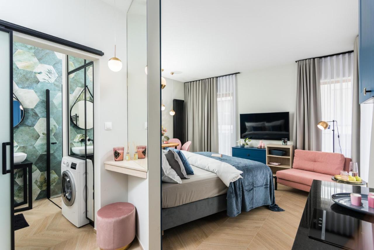 Neartopl Rakowicka Apartments Parking クラクフ エクステリア 写真