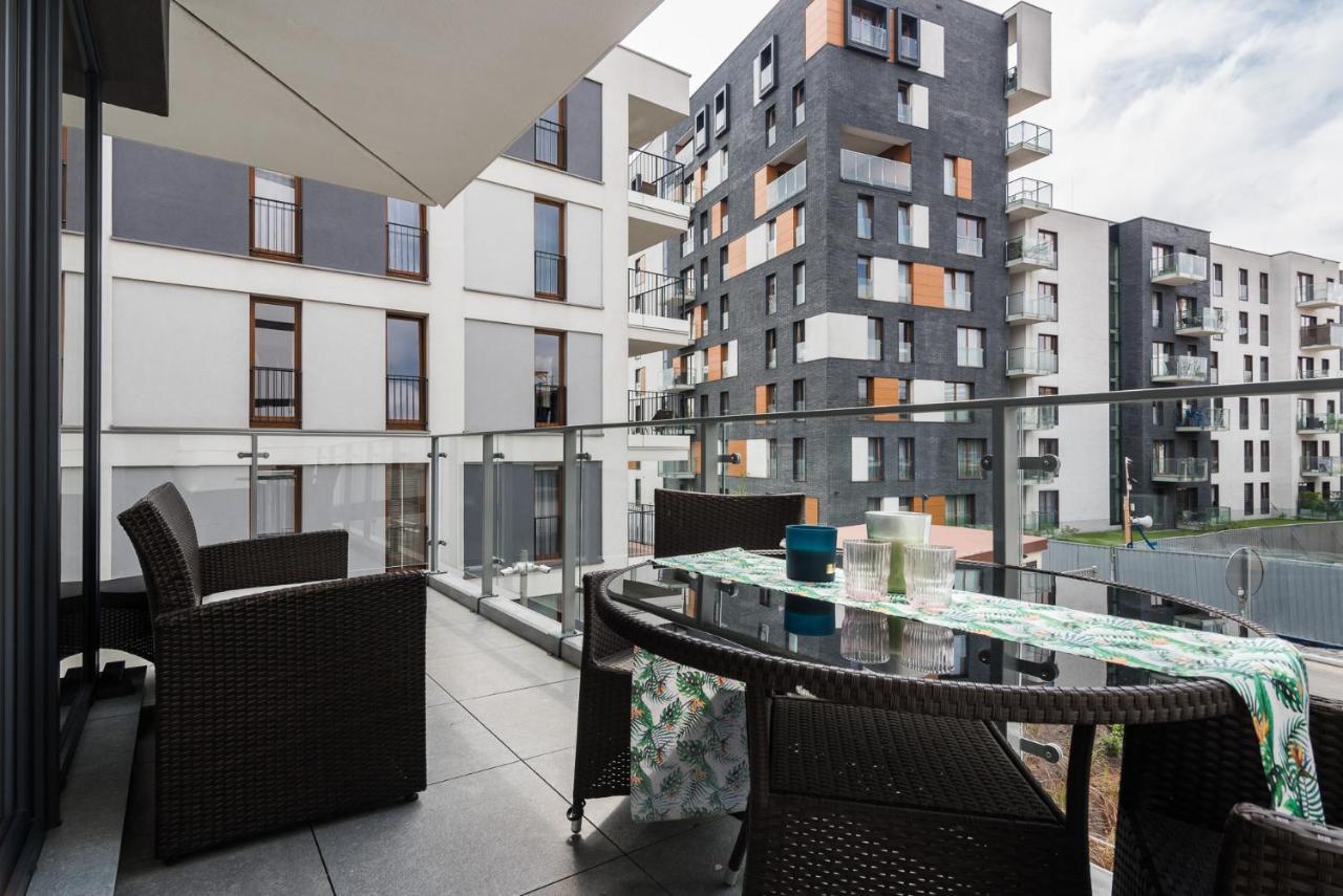 Neartopl Rakowicka Apartments Parking クラクフ エクステリア 写真