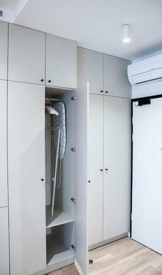 Neartopl Rakowicka Apartments Parking クラクフ エクステリア 写真